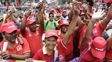 People are Radicalizing the Bolivarian Revolution in Venezuela